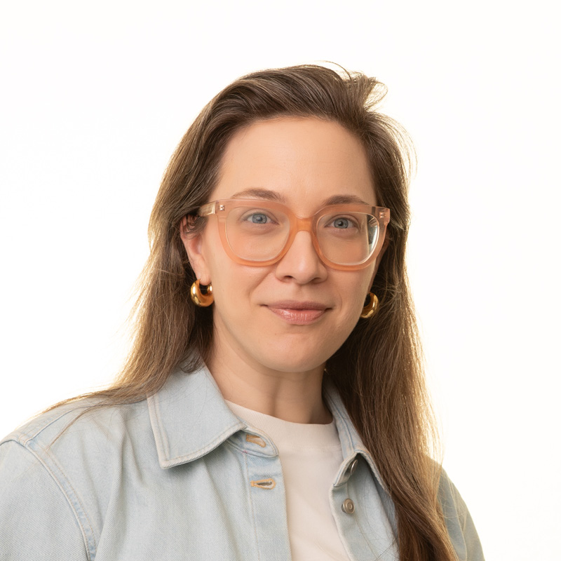 Vasiliki (Vass) Bednar headshot