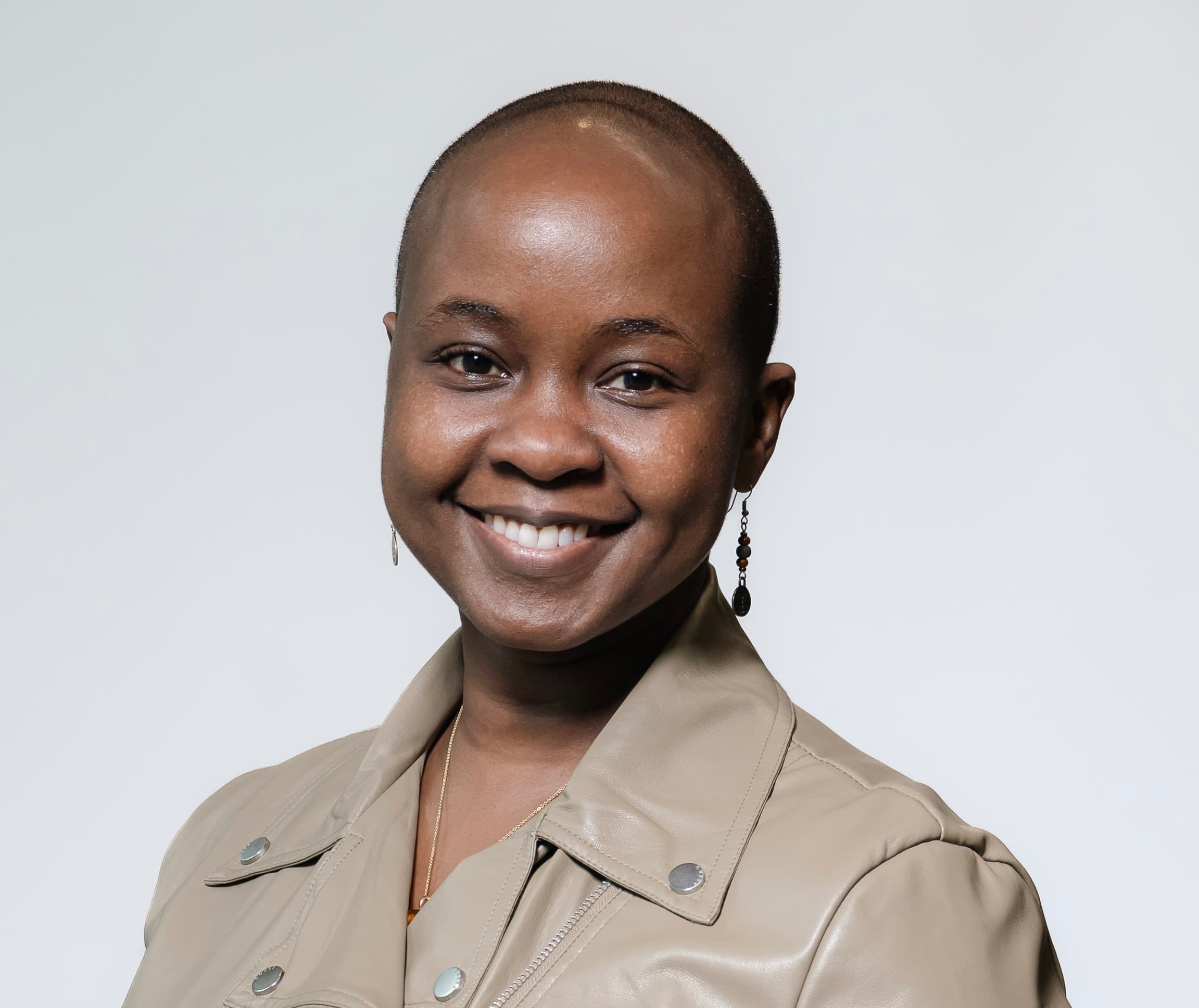 Shingai Manjengwa headshot