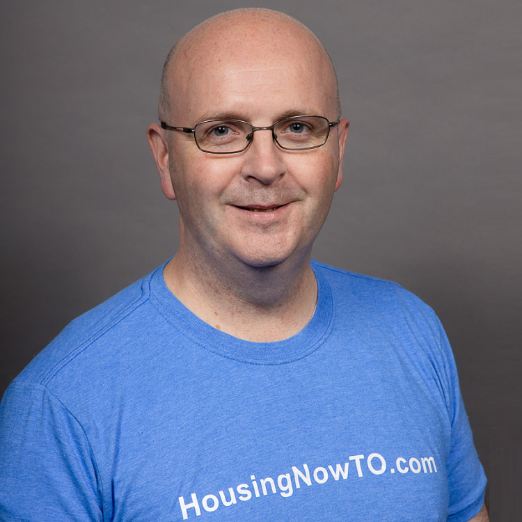 Mark Richardson headshot
